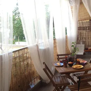 Lovely Terrace Appartement